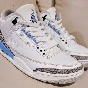 Jordan 3 UNC size 9